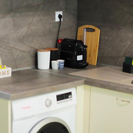 Sky Nomads Apartment Солун Екстериор снимка