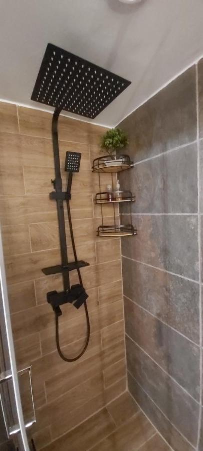 Sky Nomads Apartment Солун Екстериор снимка