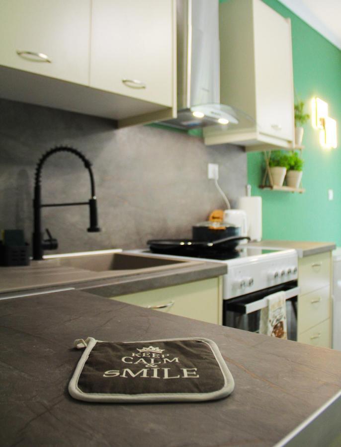 Sky Nomads Apartment Солун Екстериор снимка